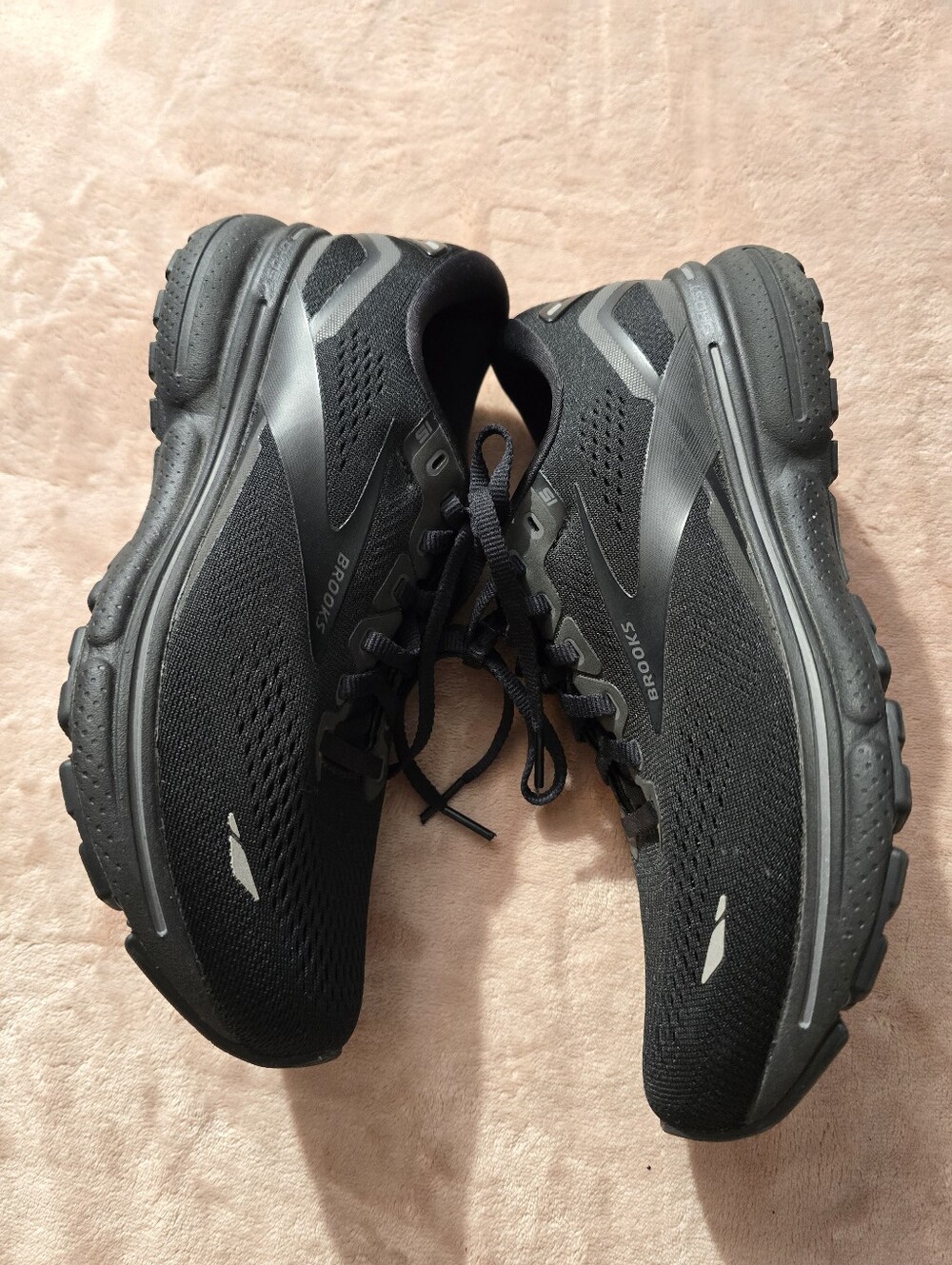 Brooks Adrenaline 25 GTS Women’s Running Shoes size 8